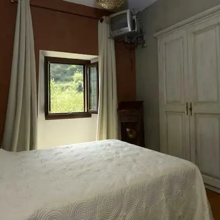 Castellare-di-casinca Sleeps 6 Pool Air Con فيلة *